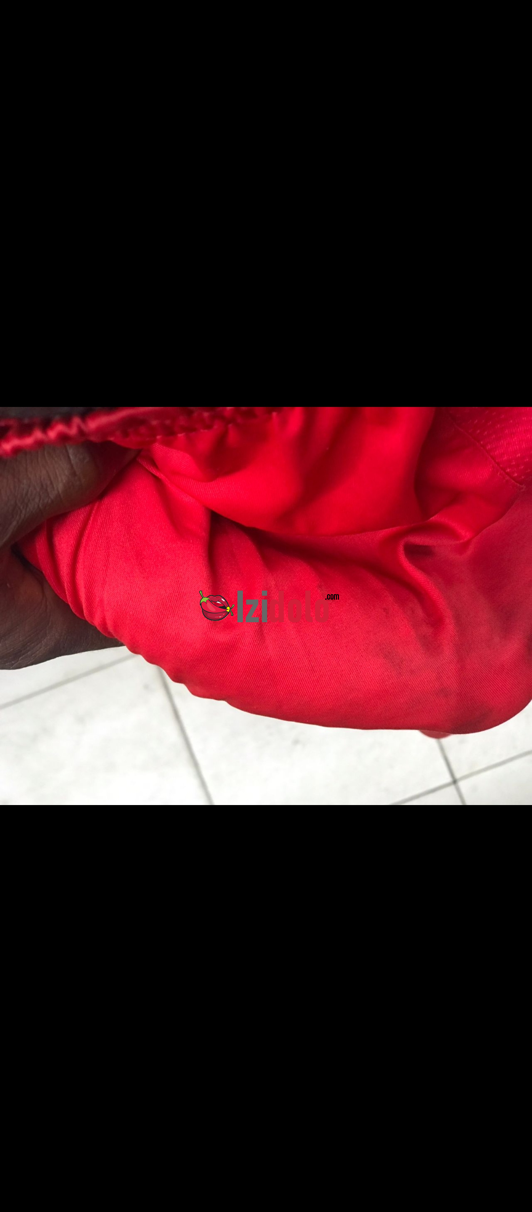 Homme avec grosse bite charismatique et sexy pouvant vous aider à atteindre votre plaisir/orgasme #1