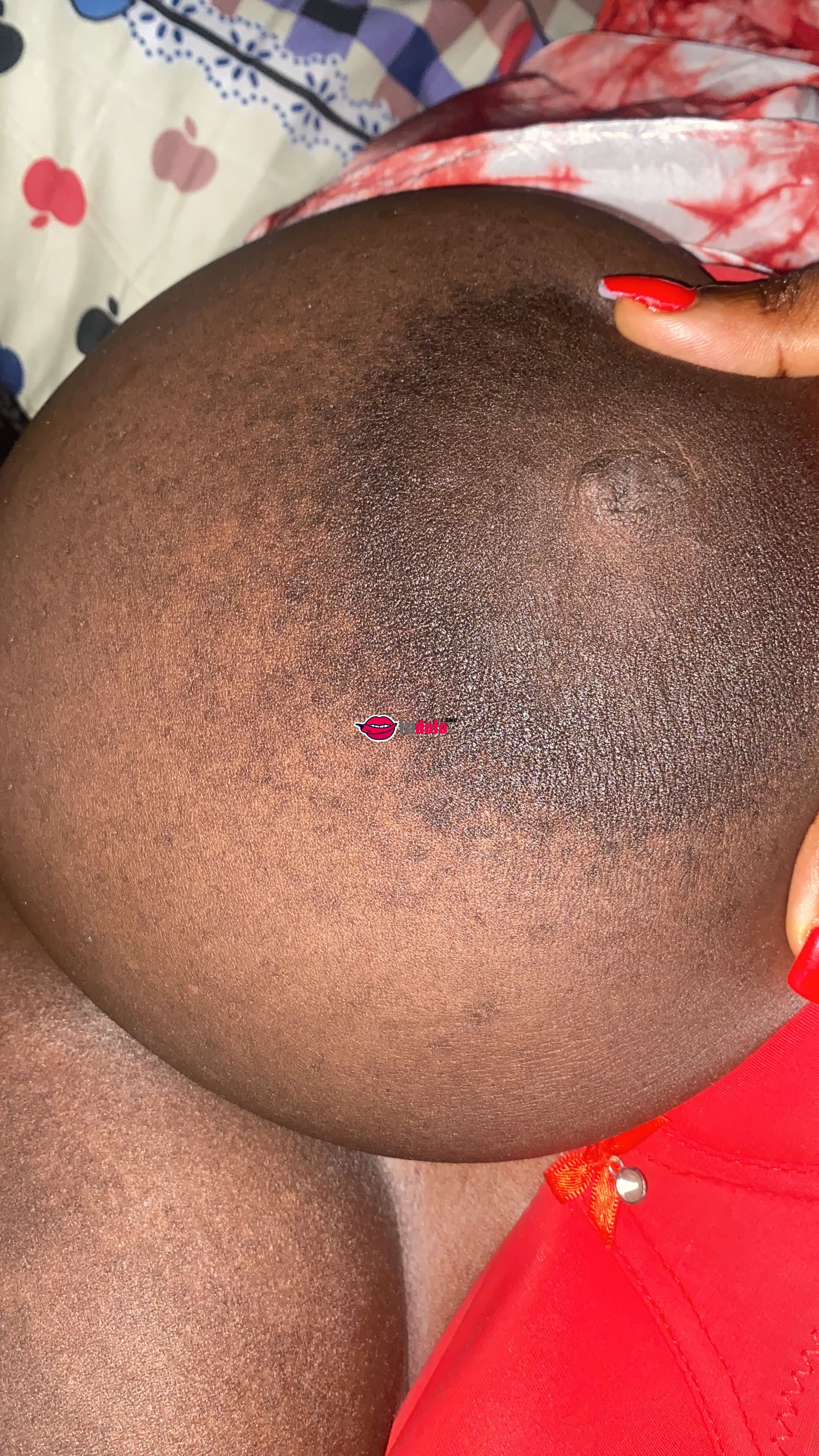 Femme ronde au très gros seins prête à vous donner le plaisi #1