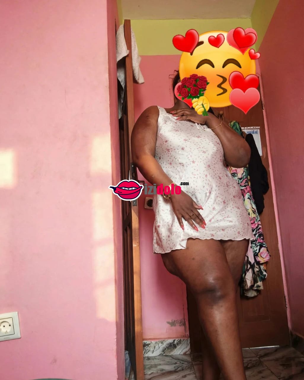 ESCORTEUSE GIRL