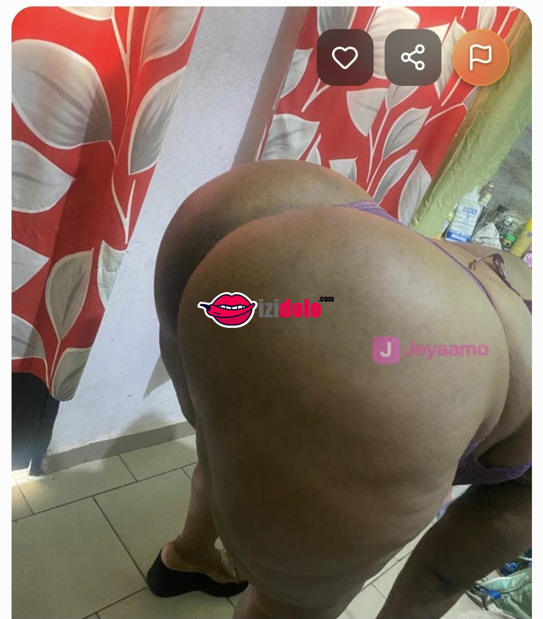 Votre bombasse ronde au grosse fesse sensuelle #3
