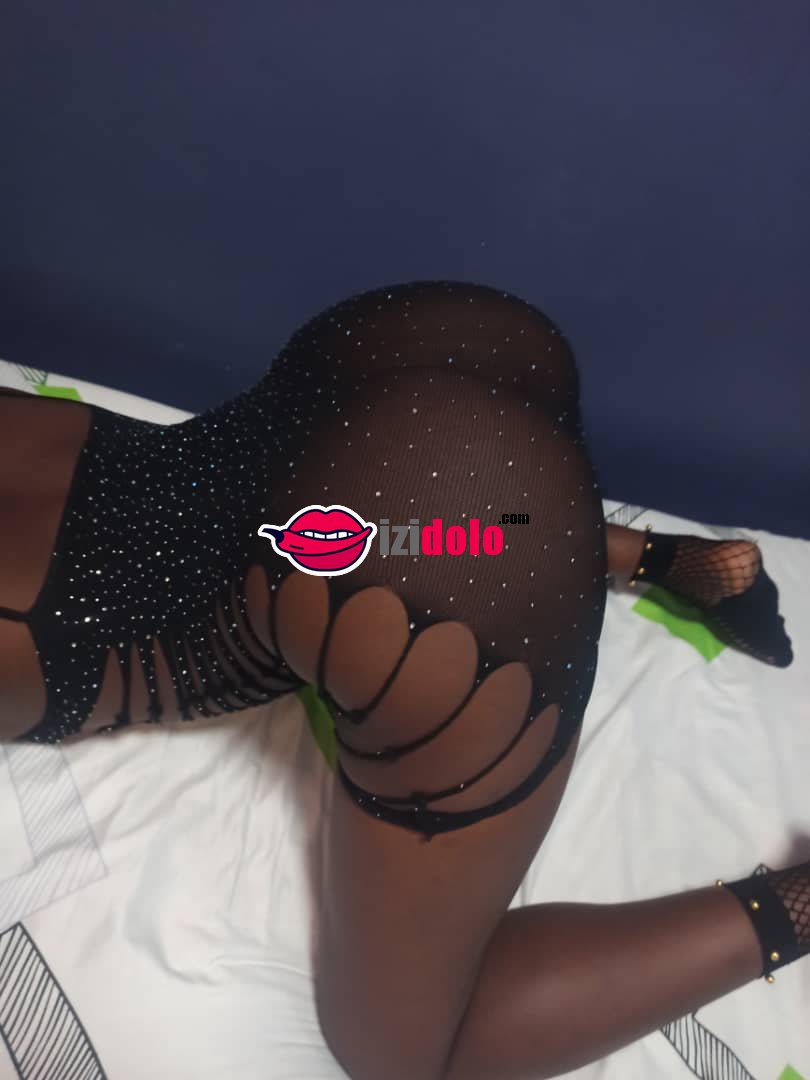 Grosse pulpeuse pro de la baise tout position a fond