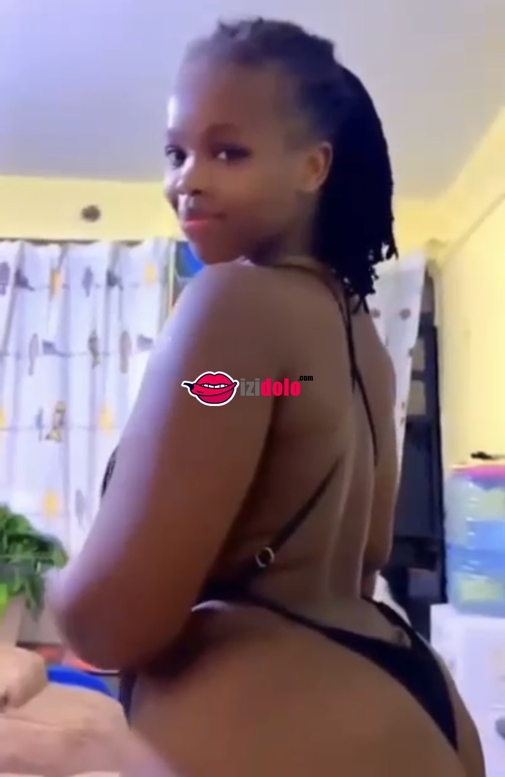 Eboniase pour baiser